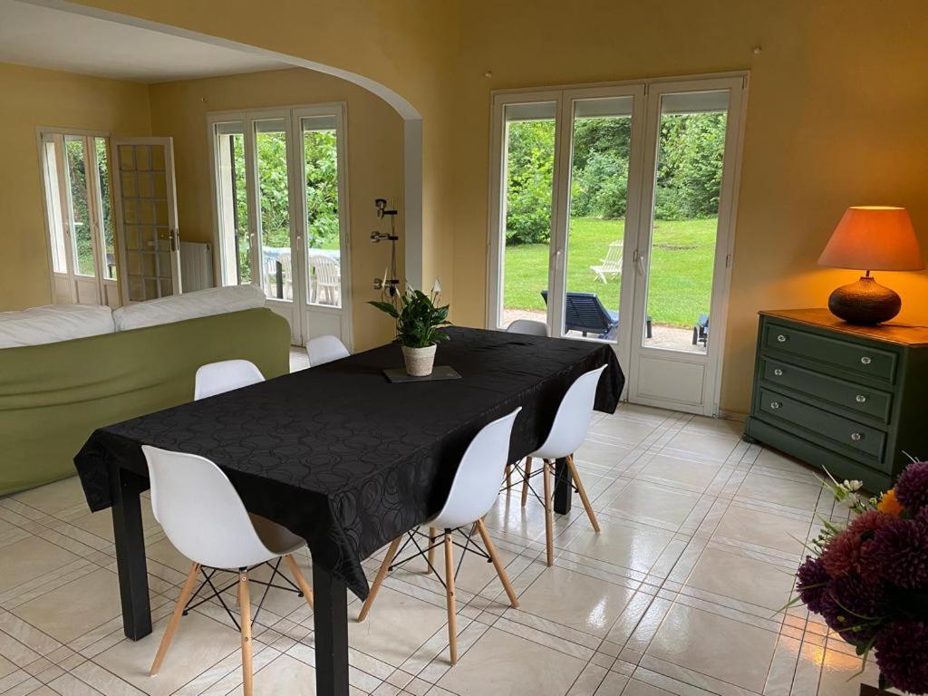Villa - Coulommiers - Parcs Des Felins - Provins Beautheil-Saints Bagian luar foto